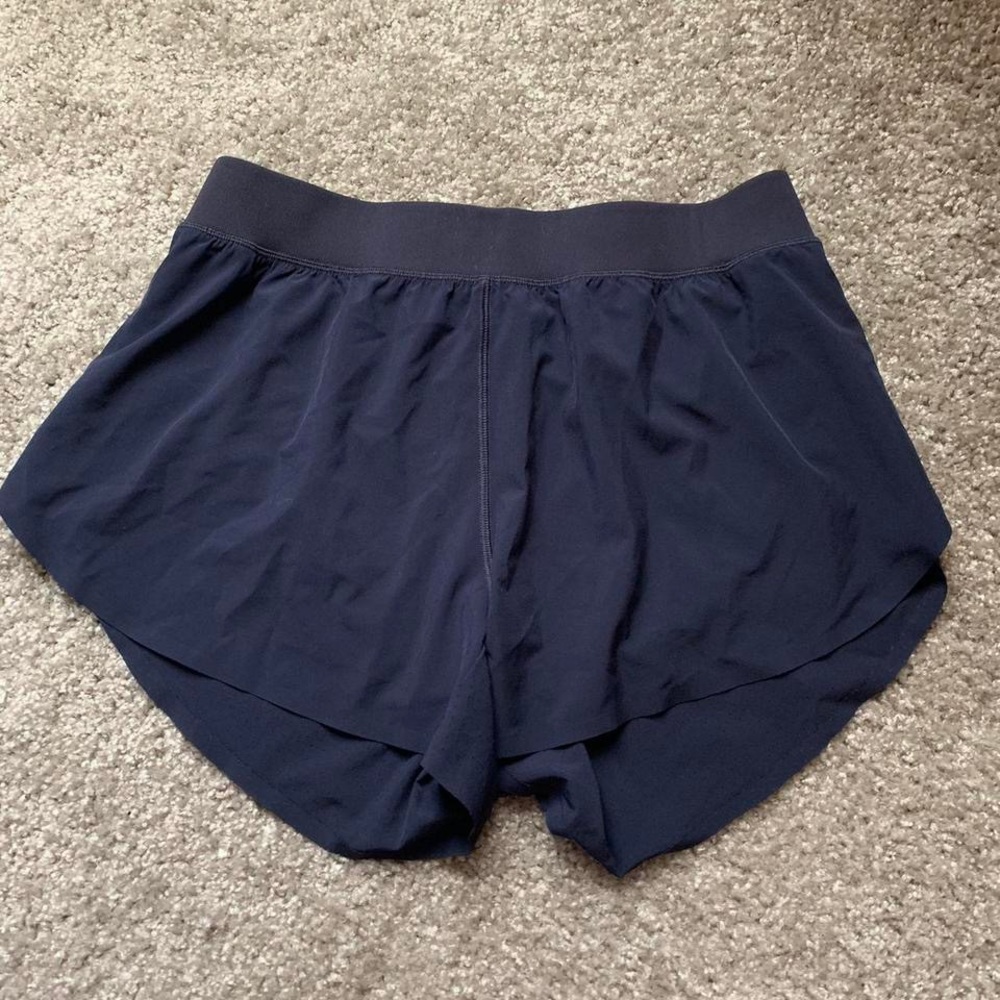 Running shorts